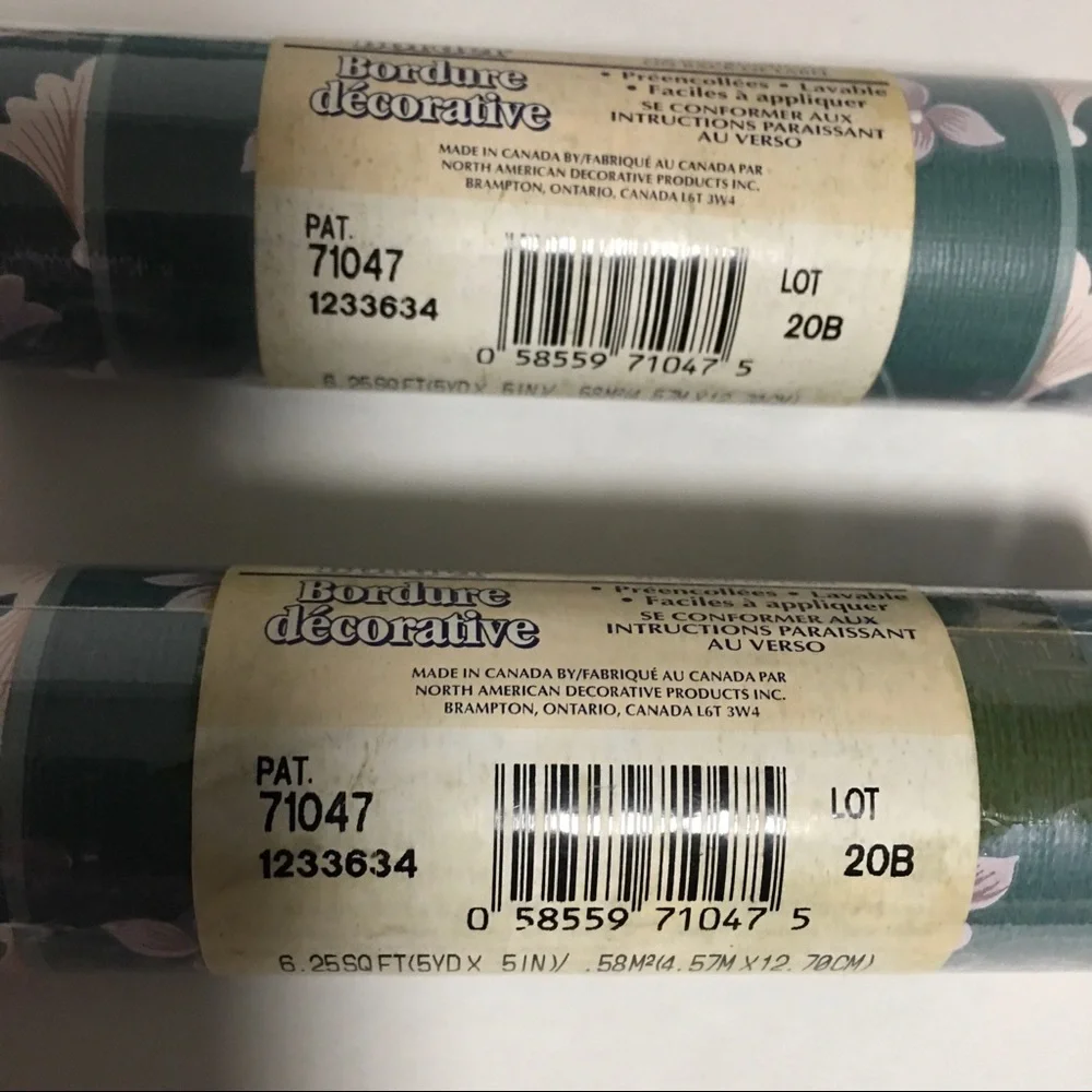 WALLPAPER BORDER GREEN PASTEL PINK FLOWERS 5 1/4” 45’ total NIP